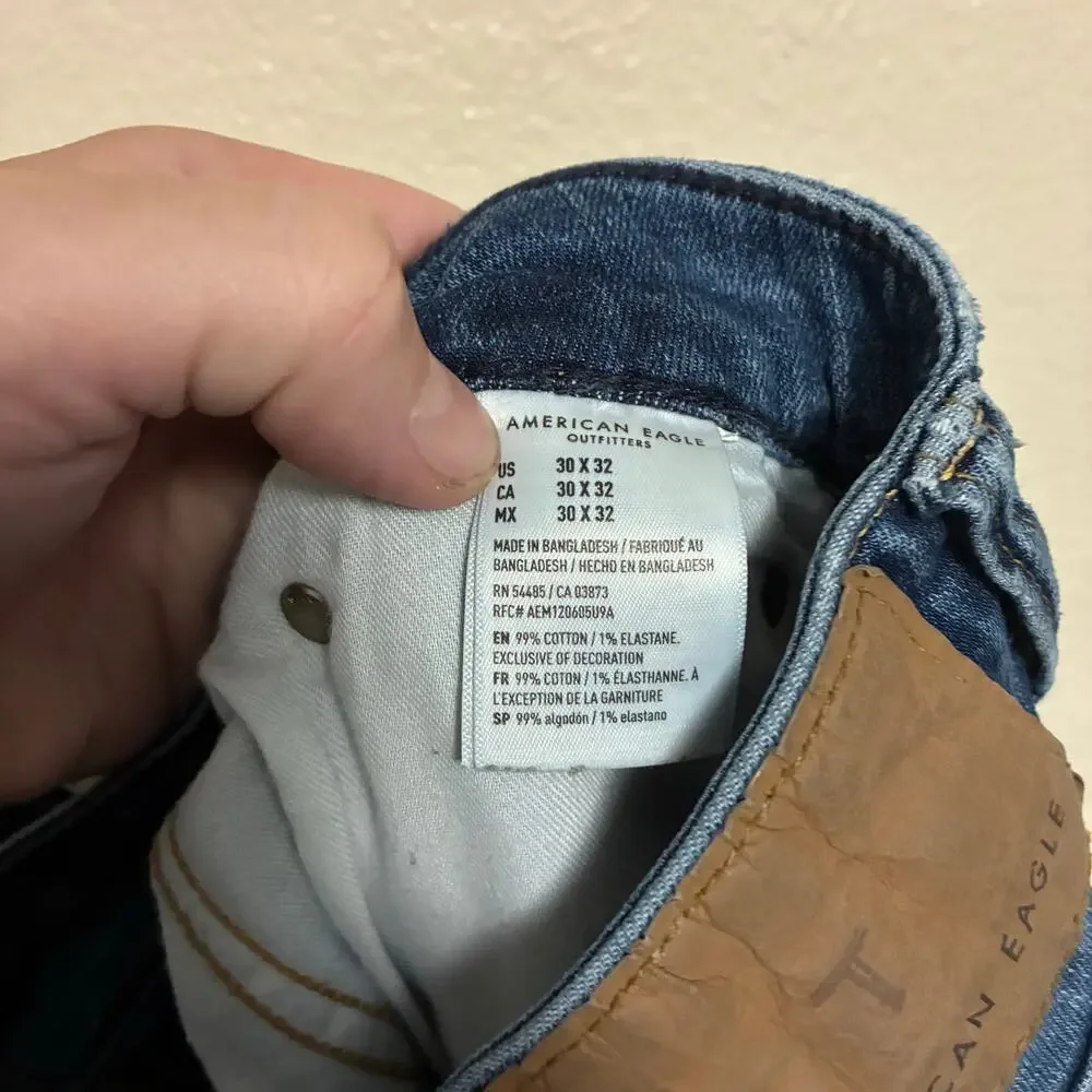 American Eagle Airflex + Move Free Athletic Jeans Mens Size 30 x 32